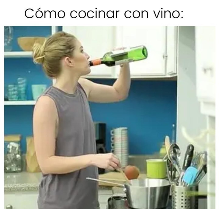 Meme cocinando con vino