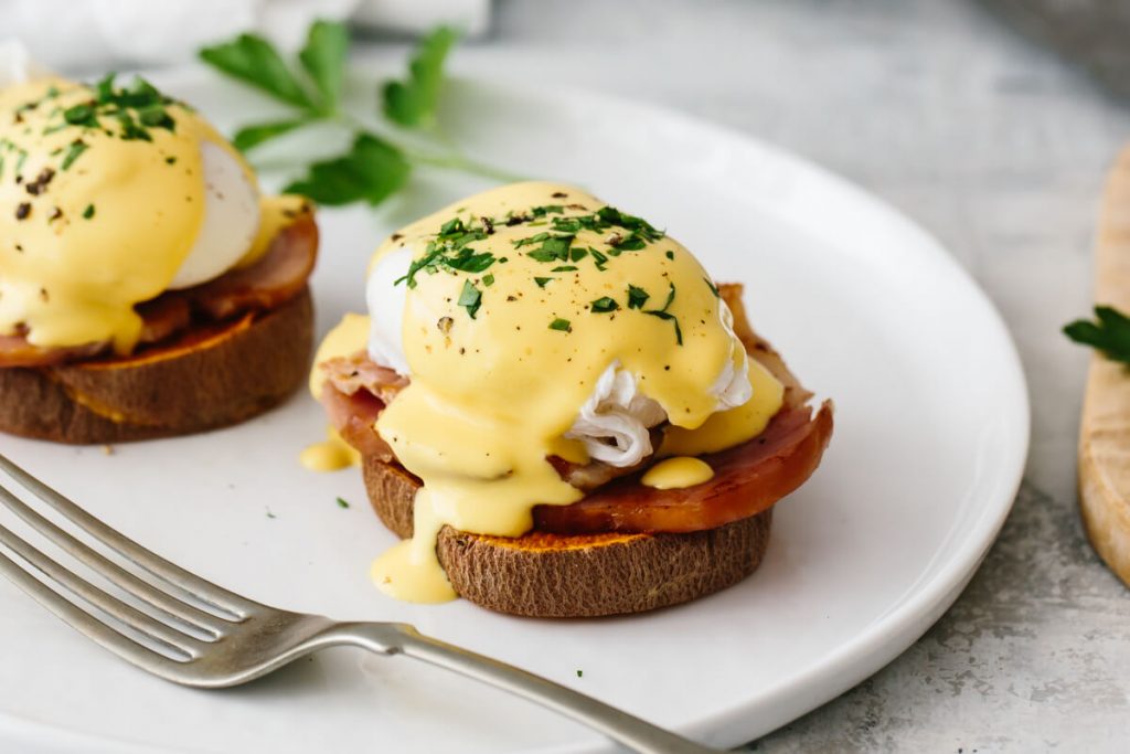 Eggs-Benedict